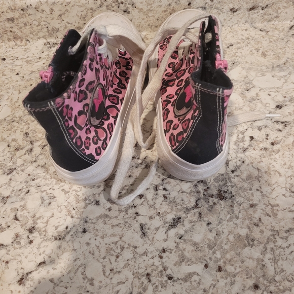 📣5 for $20📣 Minnie mouse size 1 shoes - Picture 4 of 5